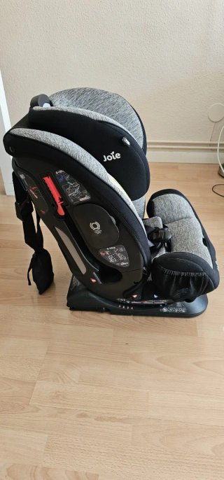 Silla de coche Joie gris