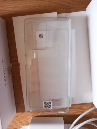 Caja Xiaomi 11T Pro + Cargador 120W + Funda