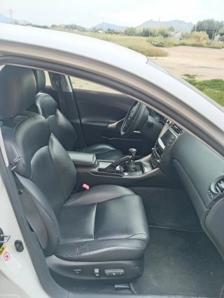 Lexus IS 2009