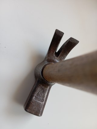 Martillo carpintero Bellota 775gr Haya