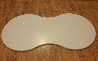 Mesa Ikea blanca estudio/salón en forma de ocho