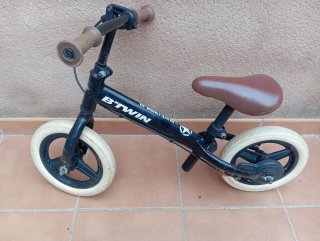 Bicicleta Btwin senza pedali