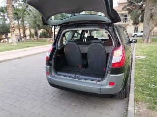 7 PLAZAS RENAULT GRAN SCENIC 1.5 DCI 2009