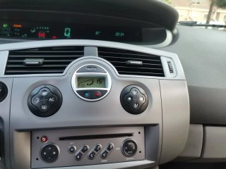 7 PLAZAS RENAULT GRAN SCENIC 1.5 DCI 2009