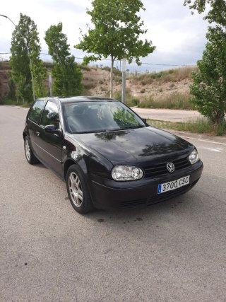 Volkswagen Golf 2004