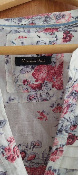 Camisa floral talla 42 Massimo Dutti