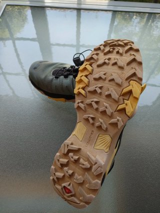 2 mejor que 1. Zapatos Halti y Salomon.