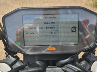 KTM Duke 790