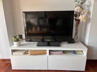 Mueble TV Blanco y Negro