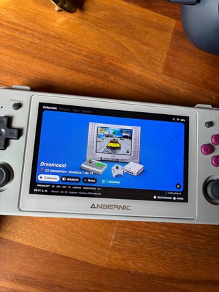 Consola Anbernic RG505 como nueva + funda