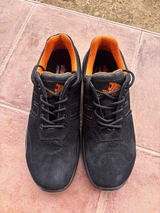 Zapatos de seguridad negros y naranjas U-Power