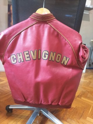 Cazadora Piel Chevignon Talla M Roja,buen estado