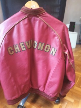 Cazadora Piel Chevignon Talla M Roja,buen estado