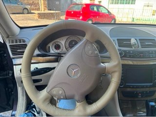 Mercedes-Benz E320