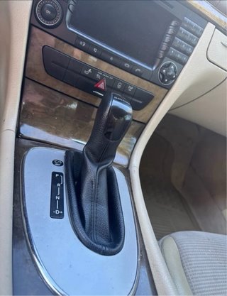 Mercedes-Benz E320