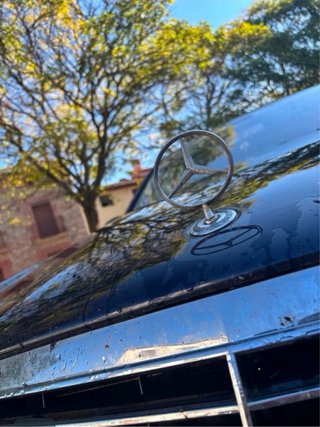 Mercedes-Benz E320