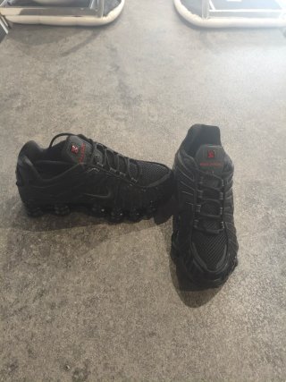 Nike Shox Negras