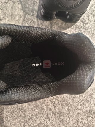 Nike Shox Negras