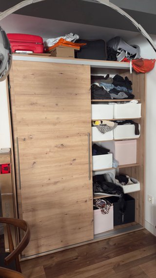 Armario puertas correderas madera