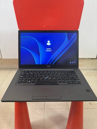 Ordenador portátil Dell i5 8 Generación
