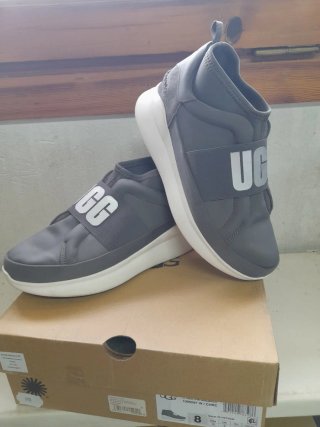 Zapatillas UGG Grises Talla 39