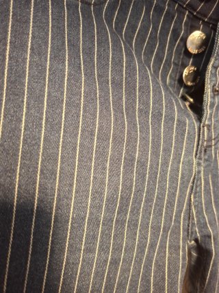 Pantalón pitillo Bershka rayas