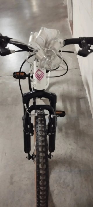 Bicicleta infantil Megamo 20 pulgadas blanca