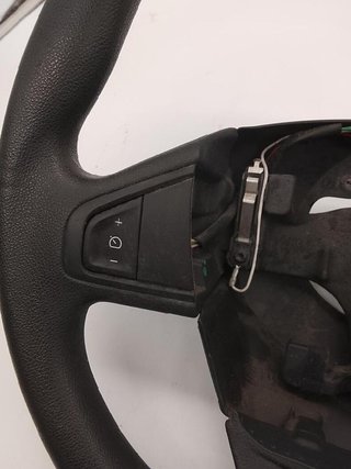 1407 volante 6095814 renault megane