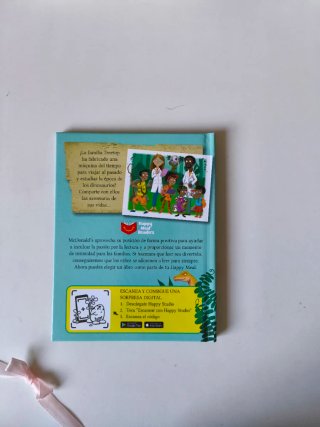 LOTE de 4 libros infantiles · Happy Meal Readers