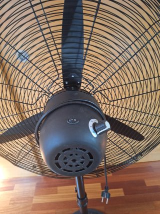 Ventilador Industrial Negro Marca: Vp 26660 METALS