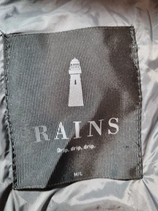 Abrigo Rains largo