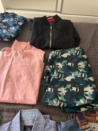 Lote Ropa Hombre: Camisas y Pantalones