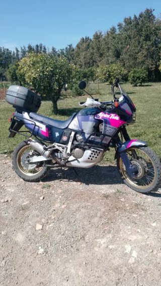 Honda XRV 750 Africa Twin RD04