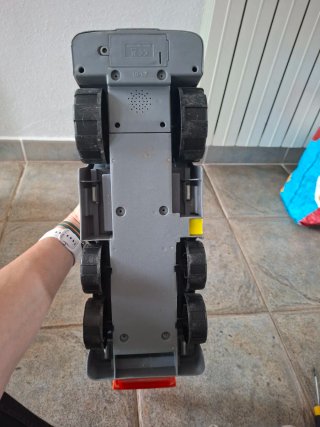 Camión transportador de coches de juguete