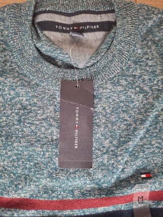 Jersey Tommy Hilfiger Talla M Rayas