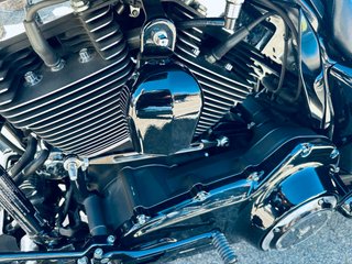 Harley Davidson Street Glide 2013 Negra - custom