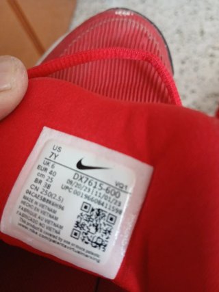 Zapatillas Nike Rojas y Blancas