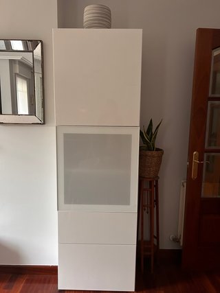 Mueble Vitrina Besta Ikea Blanco y Transparente