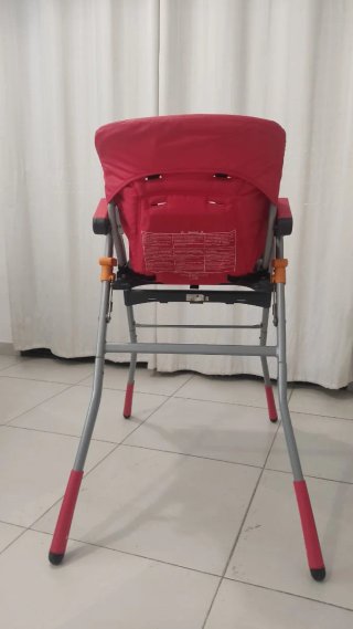Trona Chicco Jazzy Roja