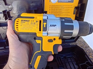 Taladro Percutor Dewalt DCD996 + Caja