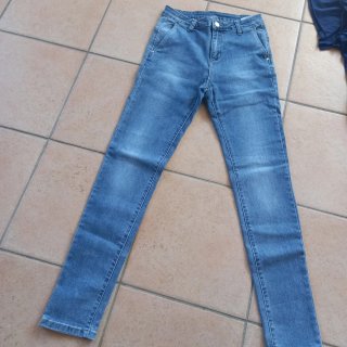 Set Donna Tg S - Top Volant e Jeans Slim