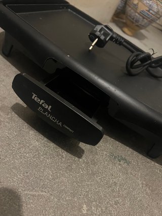 Plancha Eléctrica Tefal Grill Compacta