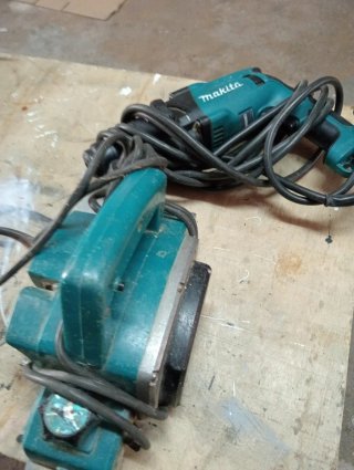 Cepillo Eléctrico Makita