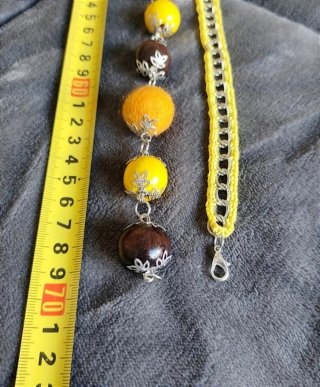 Collar de madera.