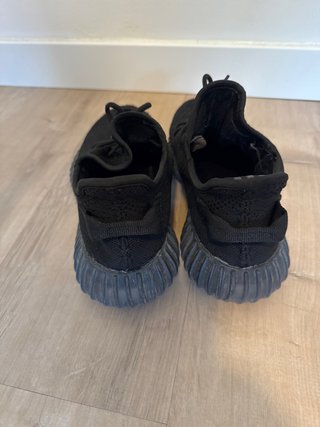 Adidas Yeezy 350 V2 Negras
