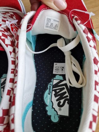 Zapatillas Vans Era ComfyCush Rojo. N°43. Nuevas