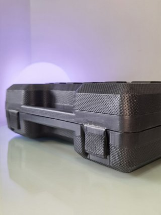 Estuche de taladro + puntas planas y estrías