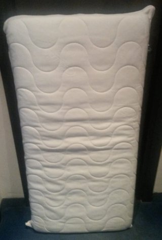 Culla in legno per neonato