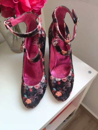 Zapatos Úrsula Mascaró Talla 38.5