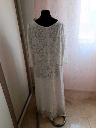 Vestido blanco de encaje nuevo